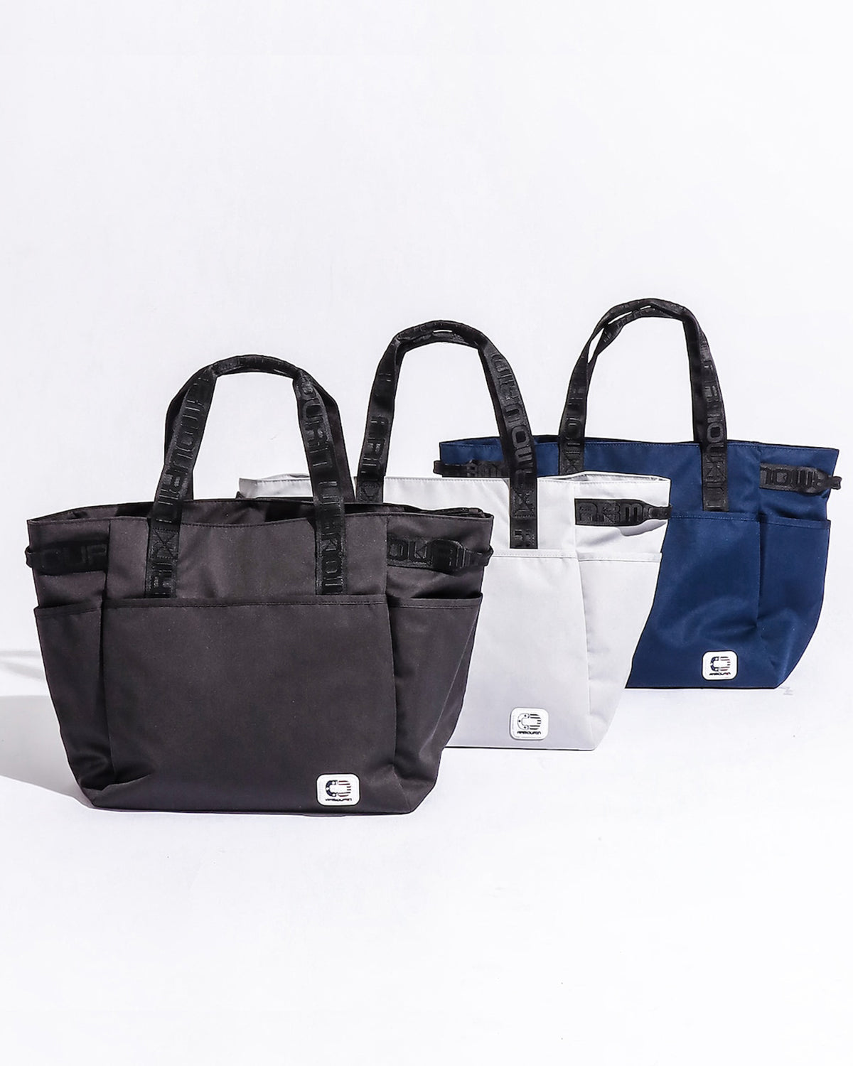 【希少】カネキンブランド　1st COR ジムバッグ　ボストンバッグ KiU（キウ） バッグ ボストンバッグ トラベルバッグ 600D ジムバッグ