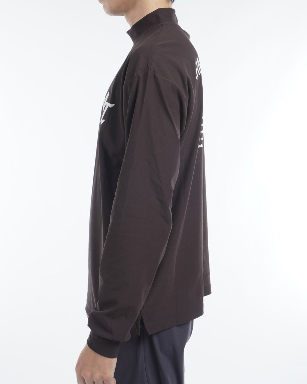 [ARMOURIN アーマーイン] メンズ Tシャツ 長袖 モックネック ルーズフィット バックプリント 袖プリント 日本製