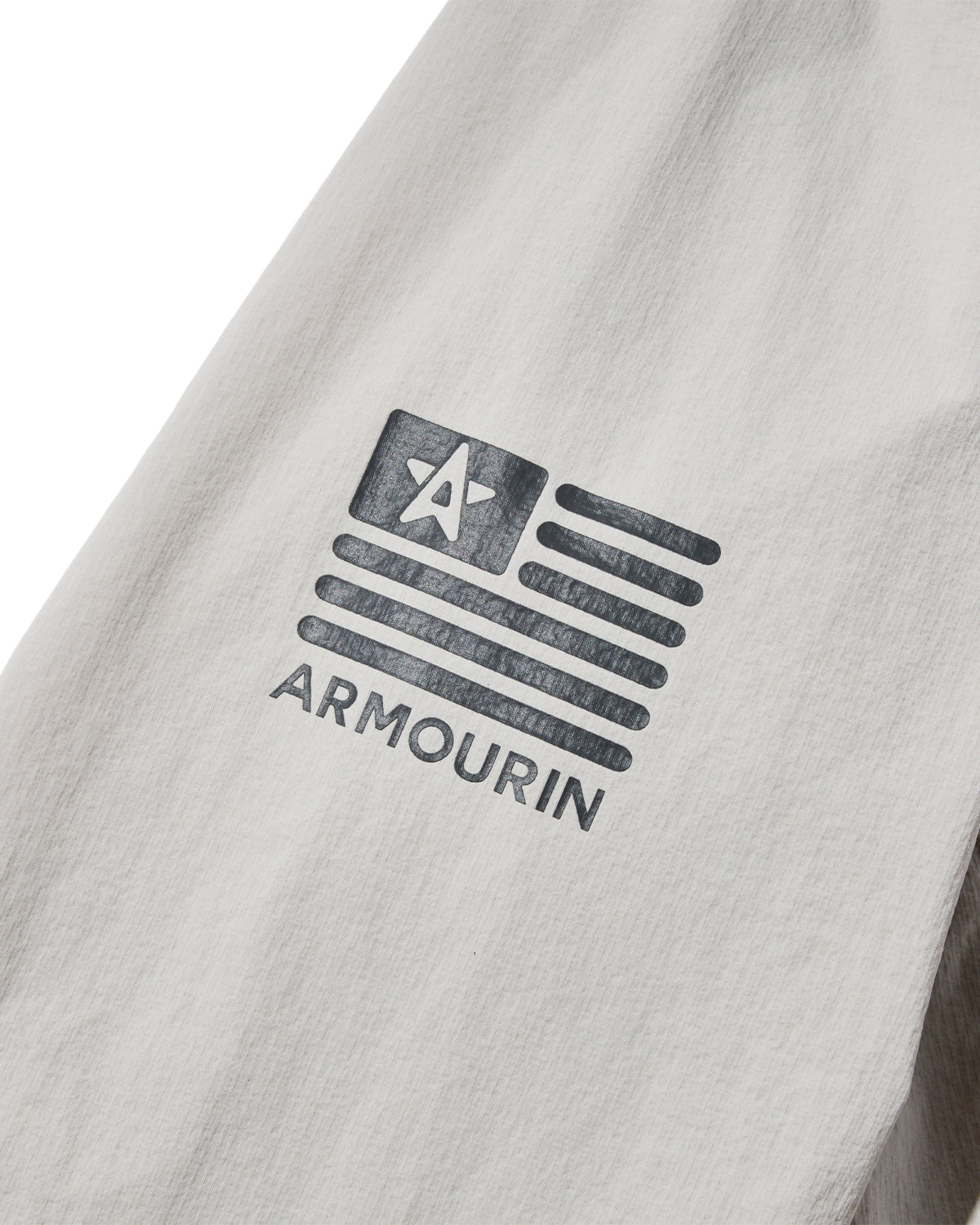 [ARMOURIN アーマーイン] メンズ ゴルフ ブルゾン スタンドカラー 撥水 ストレッチ 耐久 軽量 ウォッシャブル 日本製生地